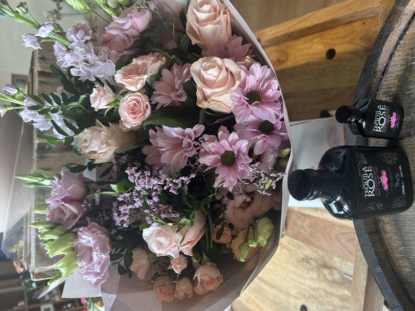 Photo 15 11 2025, 12 00 55