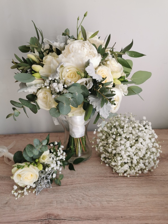 White bouquet with peonies