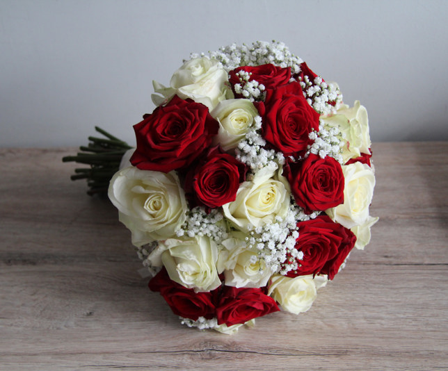 Red Ivory Bouquet