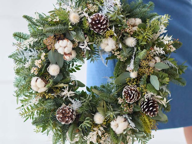 Luxury On Trend Festive Wreath image